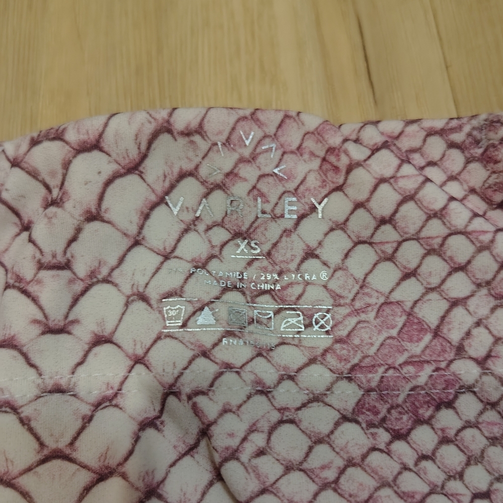 Varley Kensington Leggings - image 6